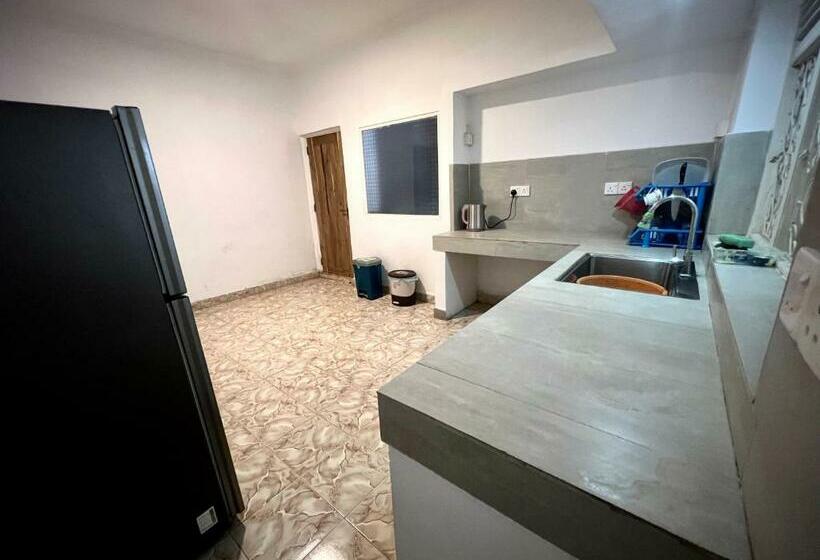 Standard Room, Delmond Lake Anuradhapura