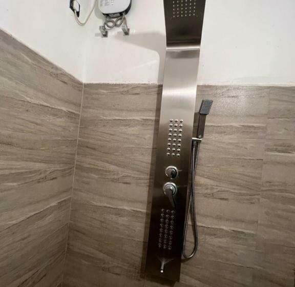 Family Room, Delmond Lake Anuradhapura