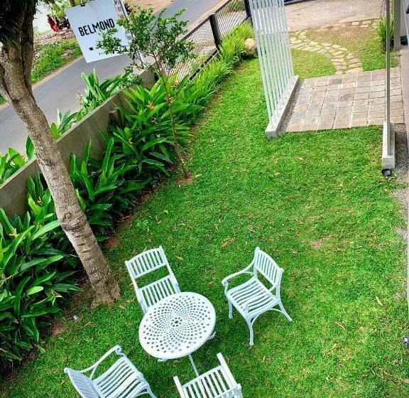 Economy Room, Delmond Lake Anuradhapura