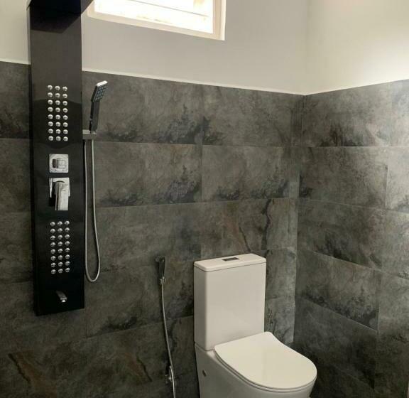 Standard Room, Delmond Lake Anuradhapura