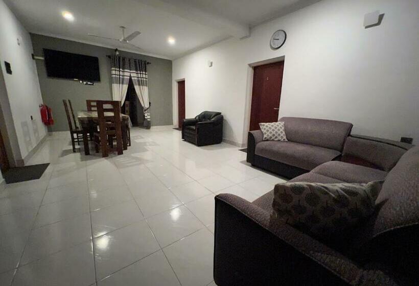 Standard Room, Delmond Lake Anuradhapura