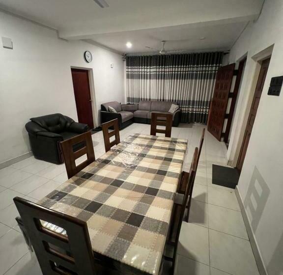 Standard Room, Delmond Lake Anuradhapura