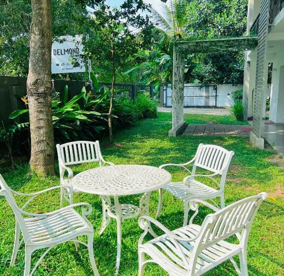 Standard Triple Room, Delmond Lake Anuradhapura