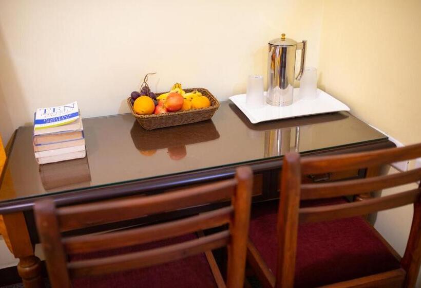 חדר סטנדרט ללא AC, Raj Resort