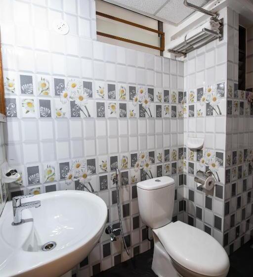 חדר סטנדרט ללא AC, Raj Resort