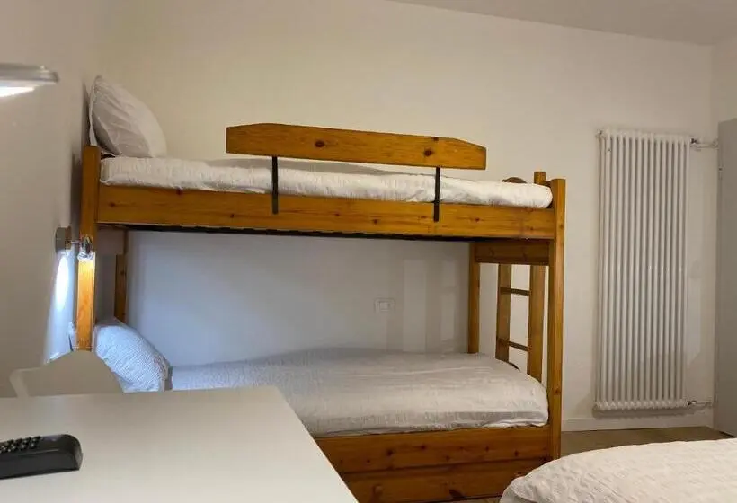 Standard Neljän Hengen Huone, B&b The Secret Place