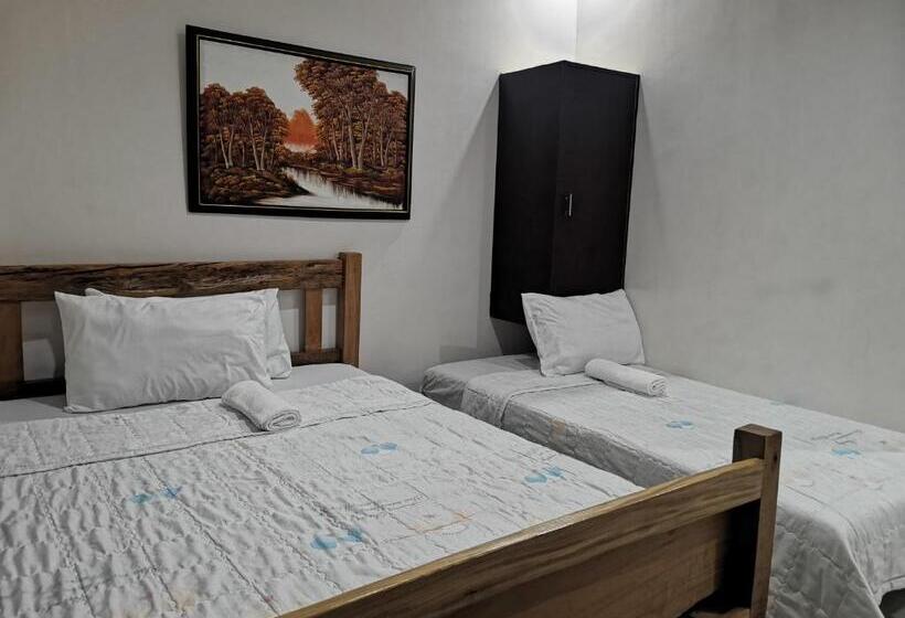 חדר משפחתי, Reddoorz Plus @ Jollydays Hotel Nueva Ecija