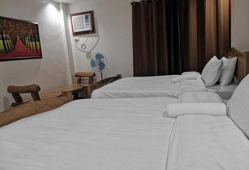 غرفة ديلوكس عائلية, Reddoorz Plus @ Jollydays Hotel Nueva Ecija