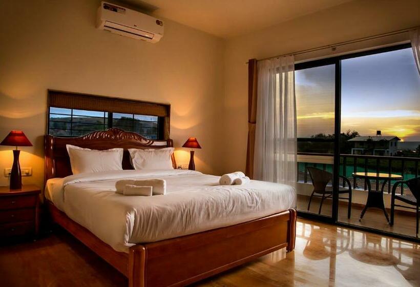 Номер Стандарт с Балконом, Soma Vineyard Resort  Nashik