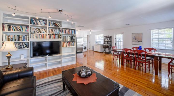 キングサイズベッドのスイートルーム, Old Colorado Inn