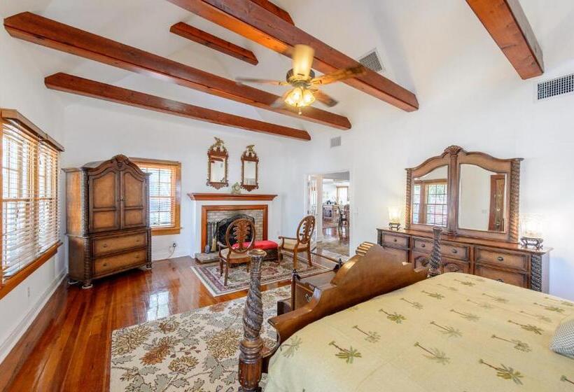 منزل 3 غرف نوم, Old Colorado Inn