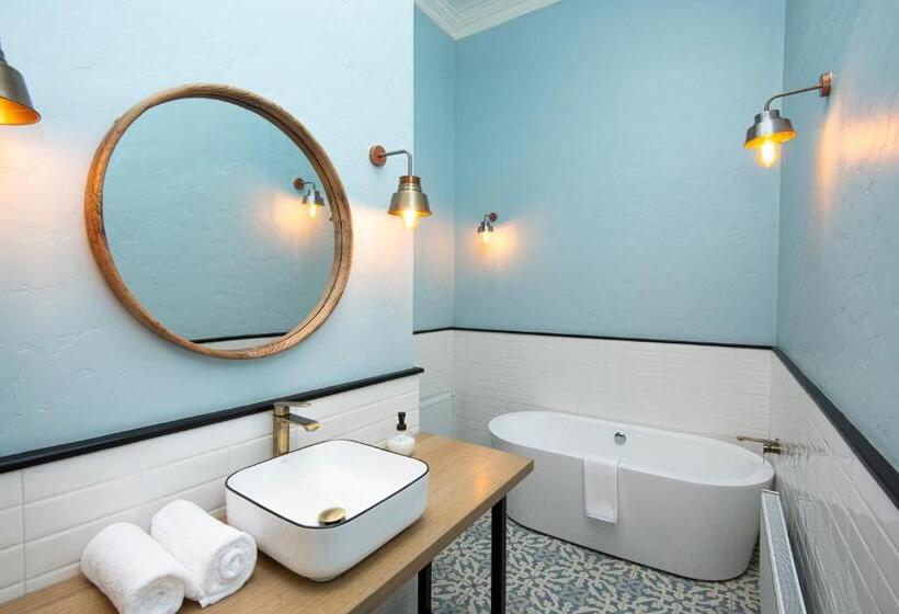 غرفة ديلوكس, Solar Madariaga