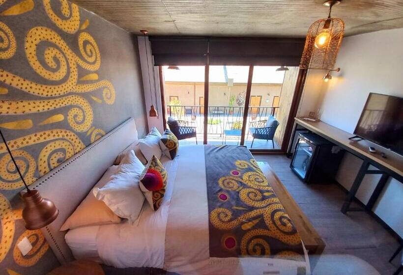 غرفة قياسية مزوَّدة بشُرفة, Solar Madariaga