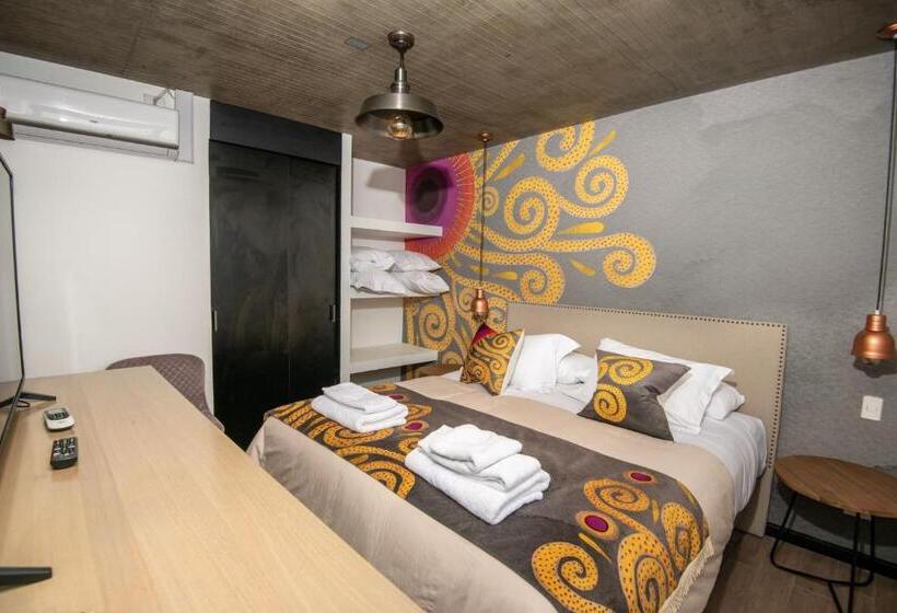 جناح عائلي, Solar Madariaga