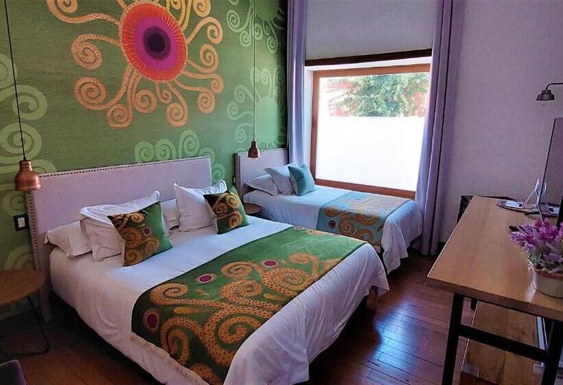 غرفة قياسية ثلاثية, Solar Madariaga