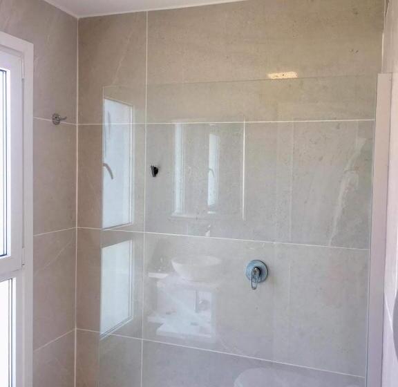 اتاق استاندارد چهار تخته با چشم‌انداز دریا, Apart Amabile Sul Mare