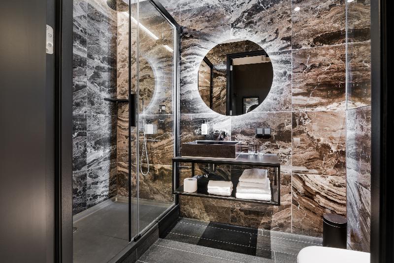 סוויטת ג'וניור, Le Petit Marin Boutique