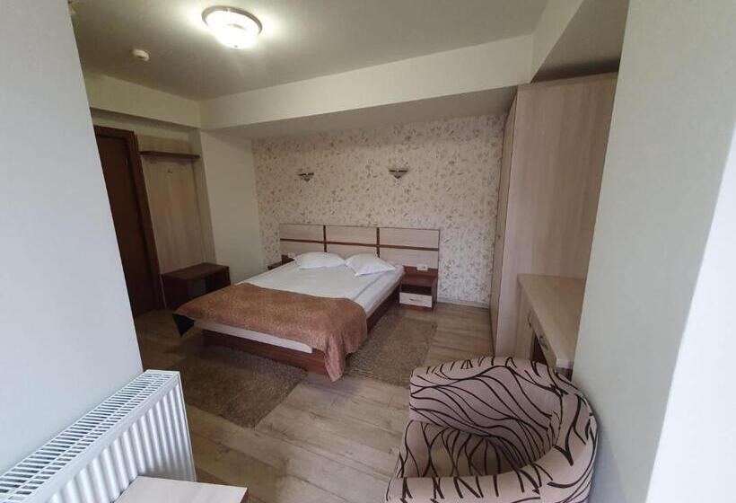 스탠다드 룸, Stogu