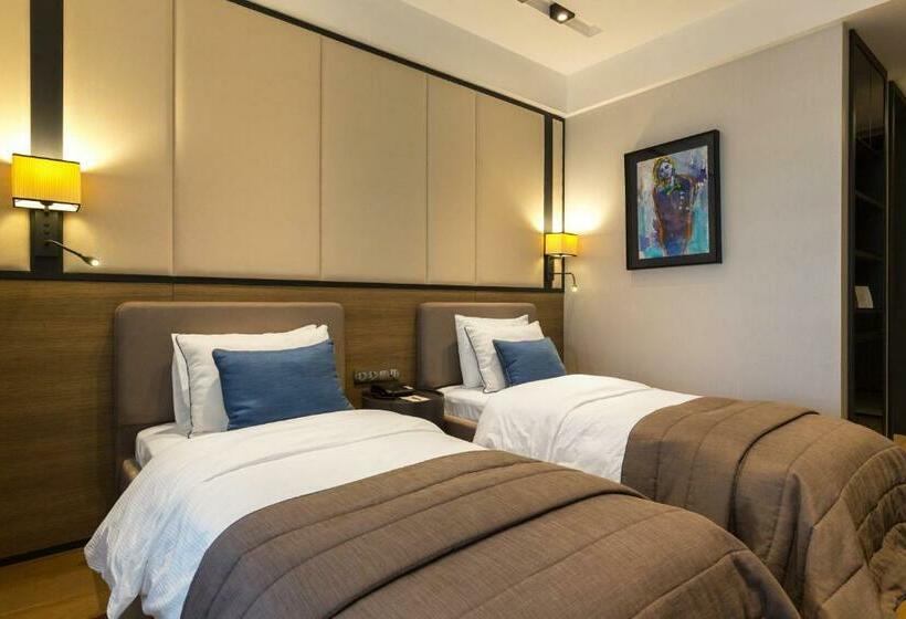 デラックスルーム, The Fortyfive Business Hotel & Spa