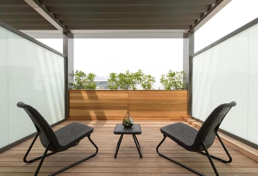 デラックスルーム, The Fortyfive Business Hotel & Spa