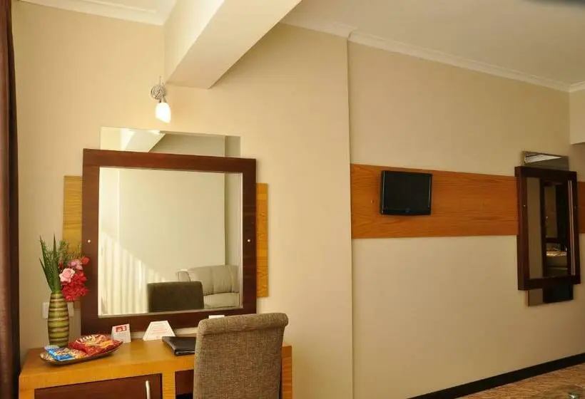 キングサイズベッドのスイートルーム, İğneada Resort Hotel & Spa