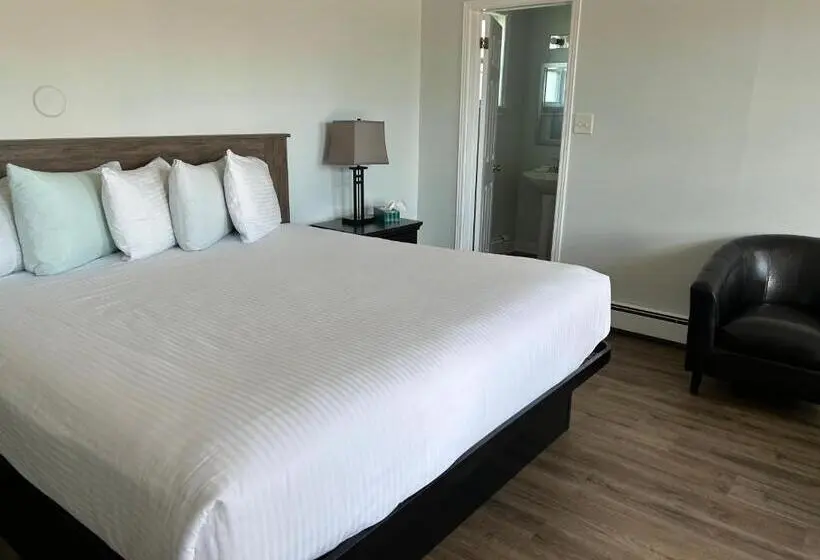 キングサイズベッドのスーペリアルーム, Middleton Motel & Suites