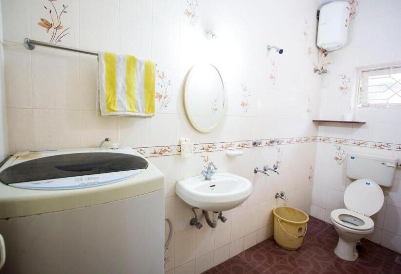 Standard Studio, Darryl Ribeiro S 2bhk & 3bhk Apartment In A Villa