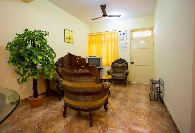 1 Bedroom Villa, Darryl Ribeiro S 2bhk & 3bhk Apartment In A Villa