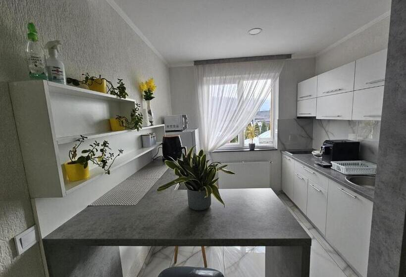 Вилла 3 Спальни, Pensiunea Roberto