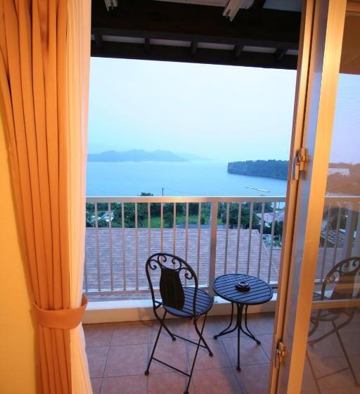 חדר סטנדרט נוף לים, Ilmare Unarizaki