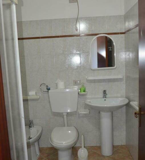 Standard Szoba, L'aquila