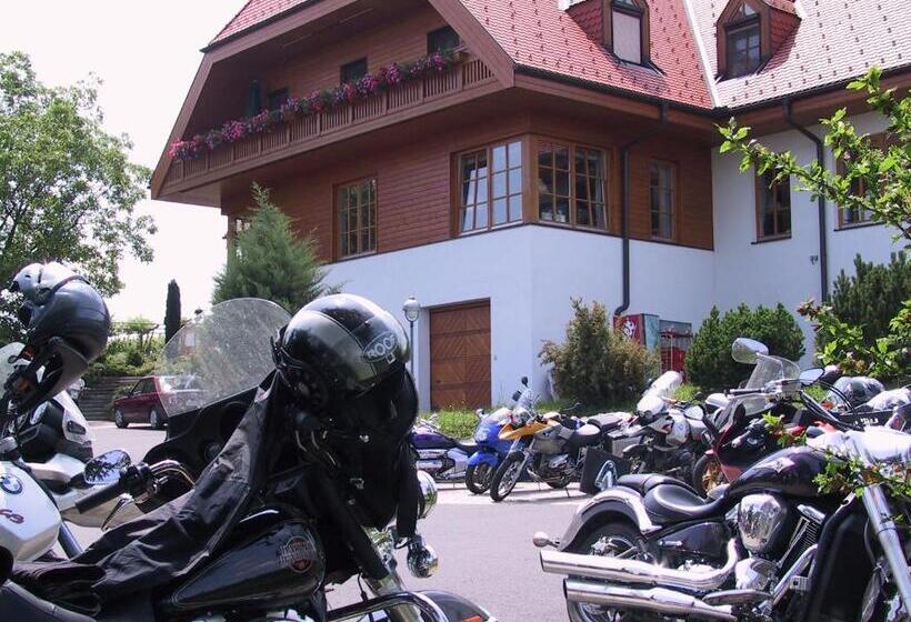 Номер Стандарт, Weinlandhof