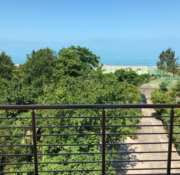 اتاق استاندارد چهار تخته با چشم‌انداز دریا, Kvariati   Guest House
