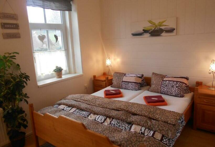 غرفة قياسية ثلاثية, Pension A Restaurant Vesna   české švýcarsko