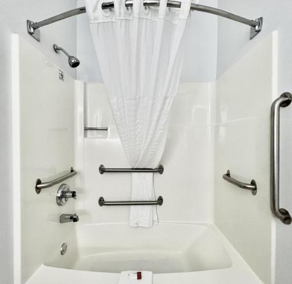 غرفة قياسية لذوى الاحتياجات الخاصة, Americinn By Wyndham Quincy