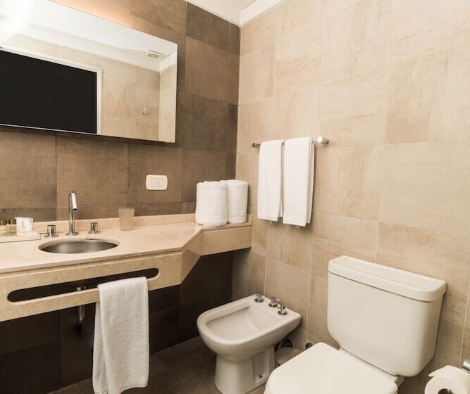 Escritório Superior, Recoleta Park by Bens