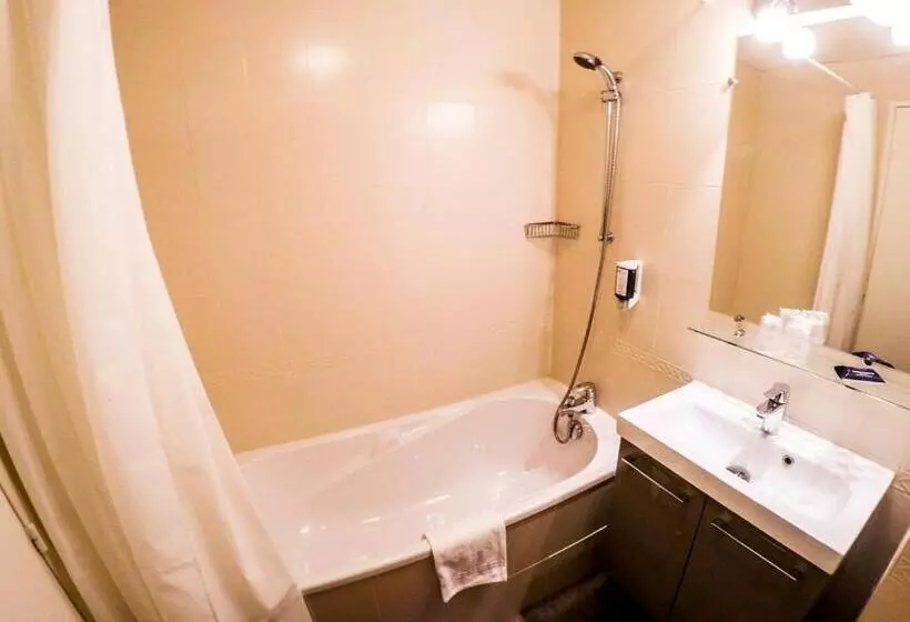 デラックスルーム, Brit Hotel Quimper Nord