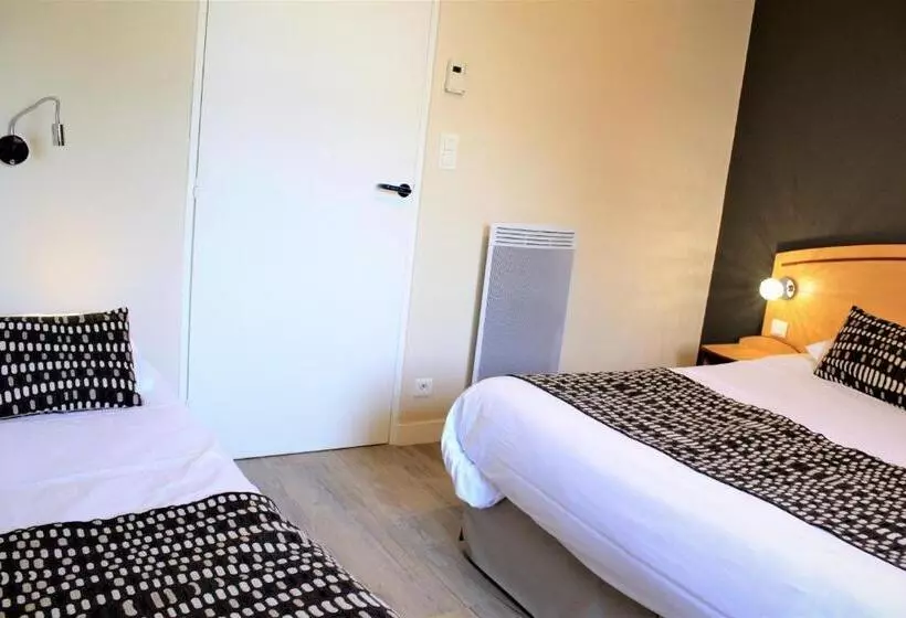 スタンダードトリプルルーム, Brit Hotel Quimper Nord