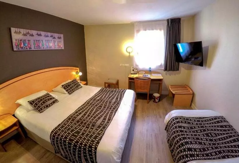 スタンダードトリプルルーム, Brit Hotel Quimper Nord