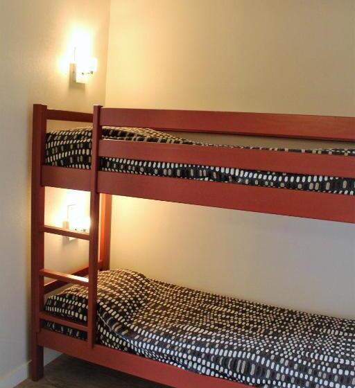 اتاق خانوادگی, Brit Hotel Quimper Nord
