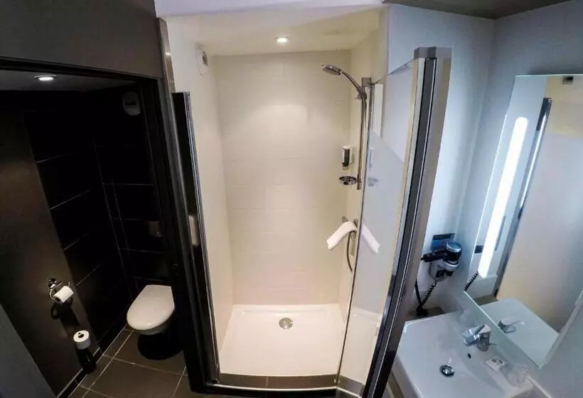 キングサイズベッドのスーペリアルーム, Brit Hotel Quimper Nord