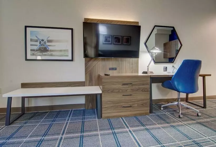 اتاق استاندارد برای معلولان, Comfort Suites Newport News Airport