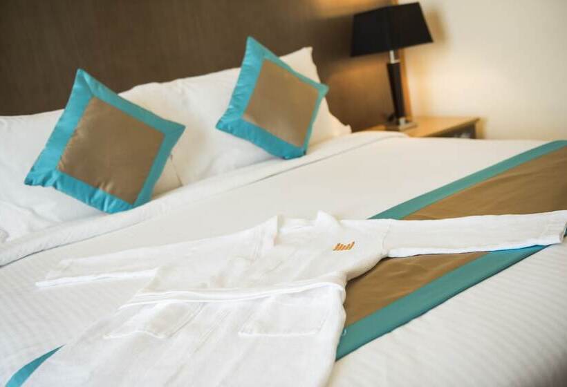 اتاق استاندارد با تخت بزرگ, Copthorne Al Jahra Hotel & Resort