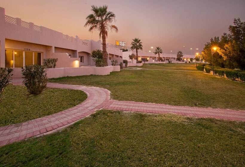 سوییت جونیور, Copthorne Al Jahra Hotel & Resort