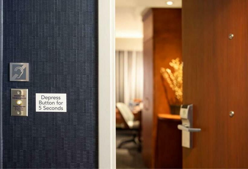 キングサイズベッドのスタンダードルーム, Courtyard By Marriott Washington Capitol Hill/navy Yard