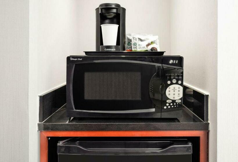 キングサイズベッドのスタンダードルーム, Courtyard By Marriott Washington Capitol Hill/navy Yard