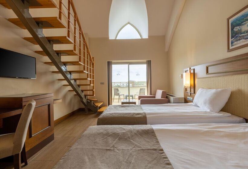 패밀리 룸, Crystal Prestige Elite