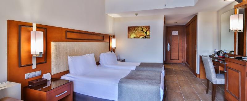 패밀리 룸, Crystal Prestige Elite