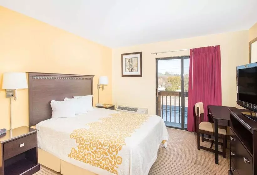 Deluxe-huone Soveltuu Liikuntarajoitteisille, Days Inn By Wyndham Colchester Burlington