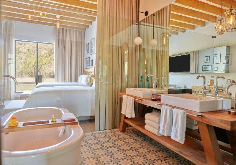 キングサイドベッドのスタンダードワンルーム, Doubletree By Hilton Hotel Savannah Airport